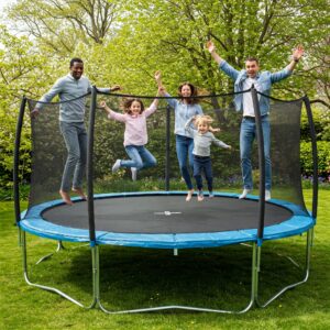 Step-by-step illustration showing how to assemble a trampoline without springs, focusing on the unique connection system.